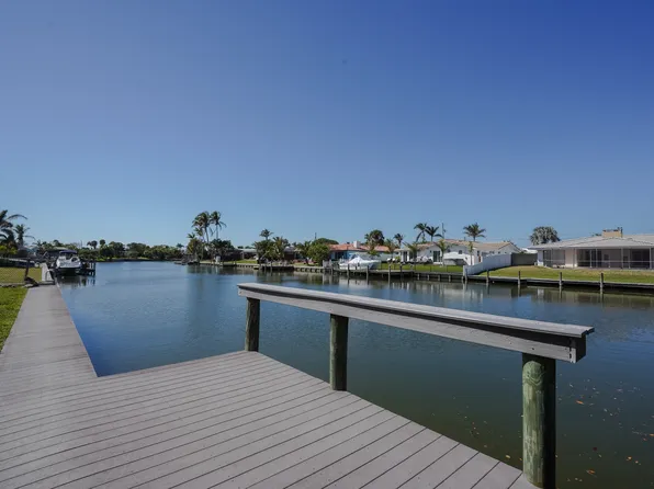 107 Jamaica Dr, Cocoa Beach, FL 32931