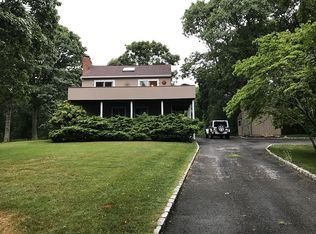 77 Roosevelt Rd, Montauk, NY 11954