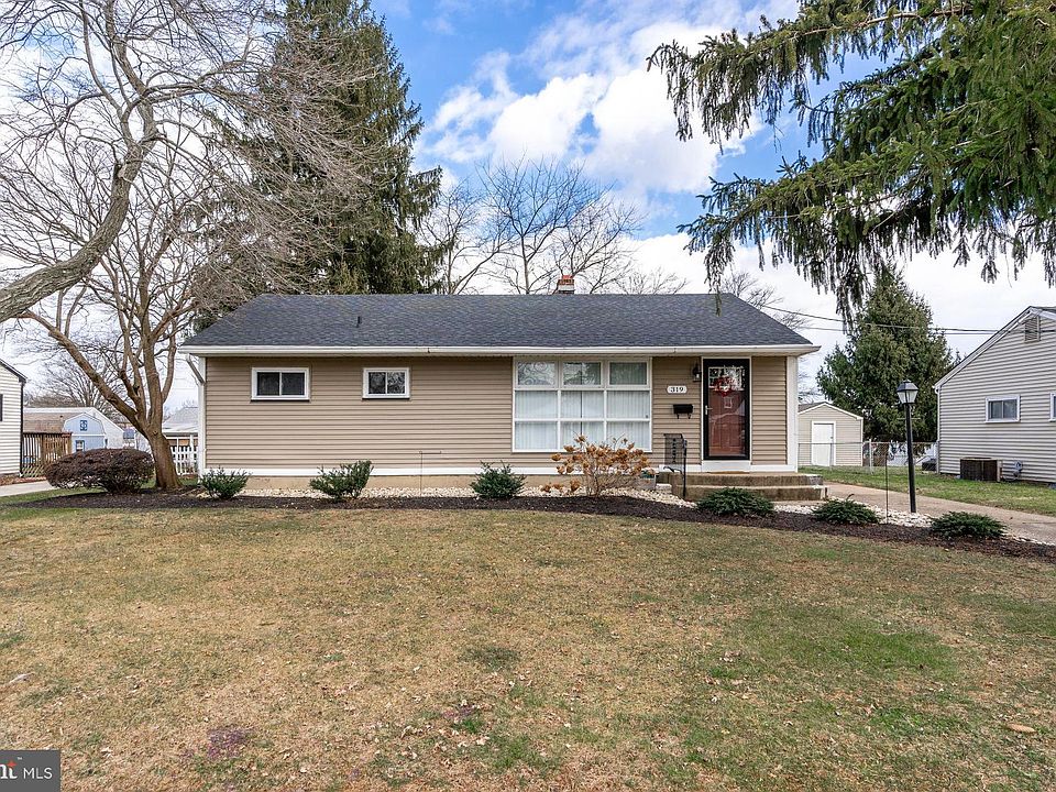 319 S Pine Ave, Maple Shade, NJ 08052 | Zillow