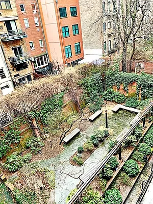 Rented by A Space Realty NY LLC | media 24