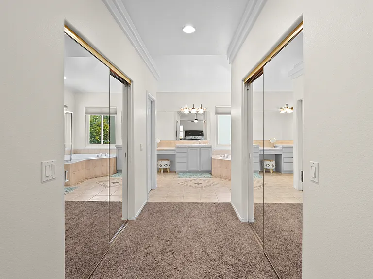33389 Barrington Dr — Photo 27