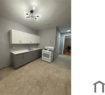 3rd image of 174 Corson Ave