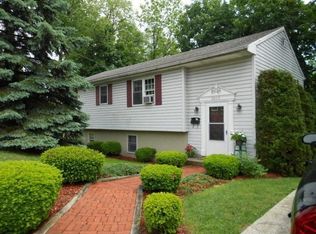 2015 Elk Ave, Pottsville, PA 17901