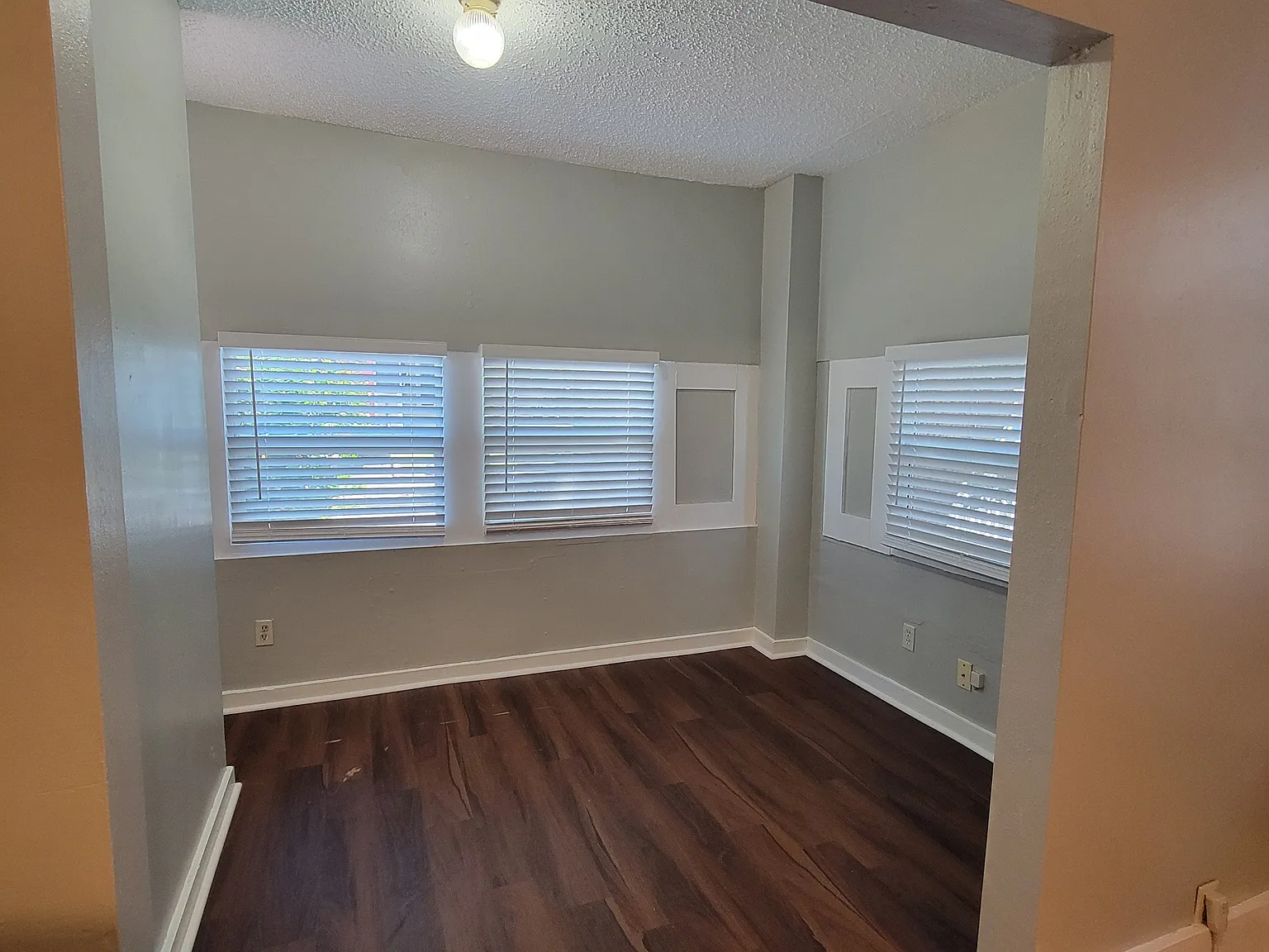1 bed, 650 sqft, $1,350 — Photo 2