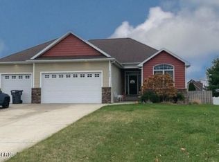 2100 Joni Ln, Stevensville, MI 49127