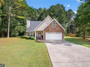 216 Stonewood Ct, Temple, GA 30179