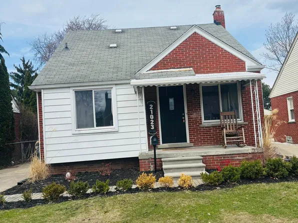 21023 Sunnydale St, Saint Clair Shores, MI 48081