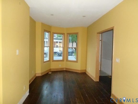 3rd image of 2011 Venable St