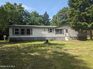 317 Wells Hill Rd, Elizabethtown, NY 12950