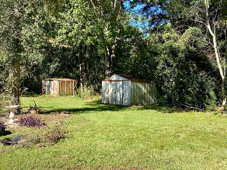 Denton Rd — Photo 22