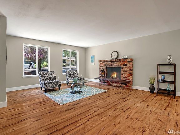 3rd image of 6511 Valley View Dr NW