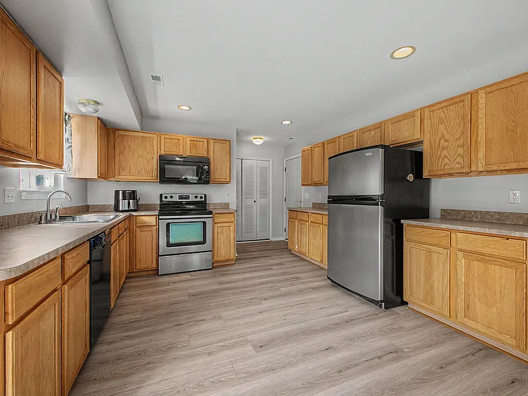 41973 Milton Dr — Photo 8