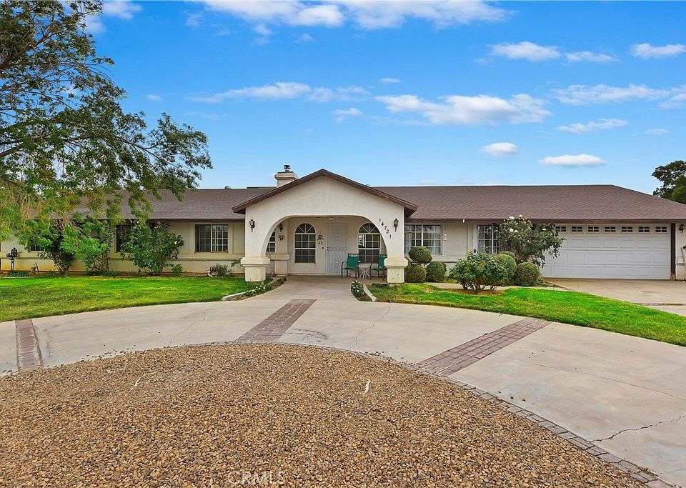 1st image of 14721 Manzano Rd