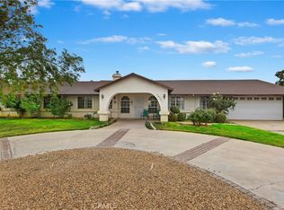 14721 Manzano Rd, Victorville, CA 92392