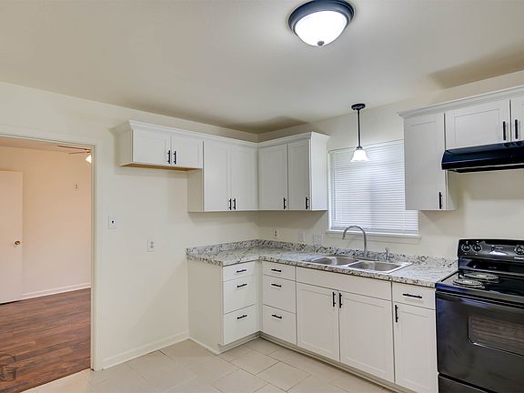 5th image of 3413 Fernwood Ln