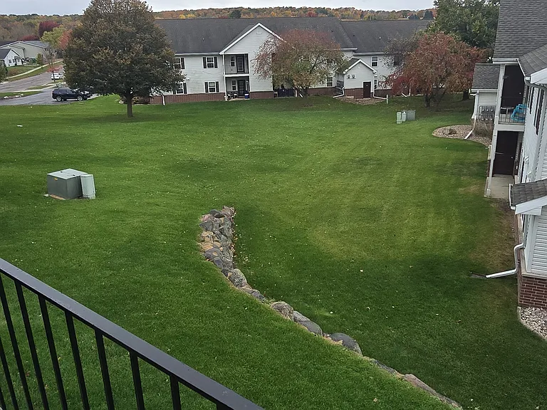 Park Ridge Apartments — Photo 20