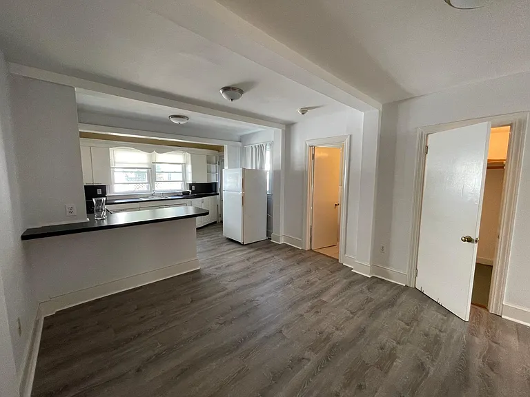 16 Mann Ave #1B — Photo 9