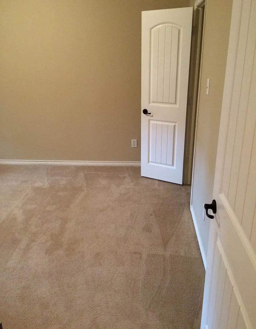3 bed, 3.5 bath, 2125 sqft, $2,600 — Photo 3
