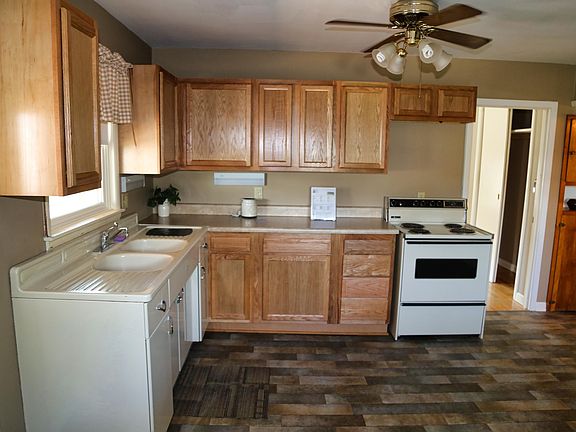 3rd image of 507 Tyson St
