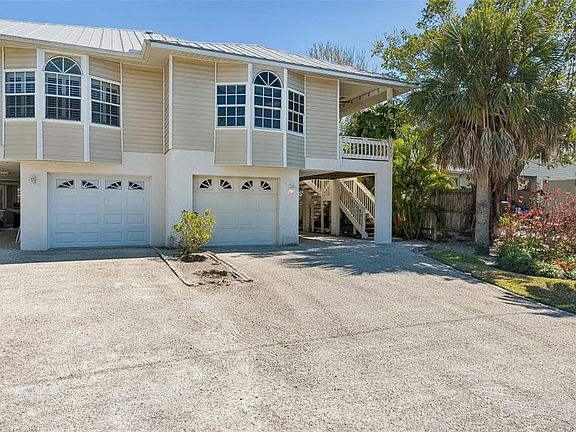 3rd image of 1823 Highland Rd