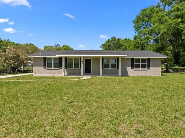 6424 Shady Ln, Mobile, AL 36695