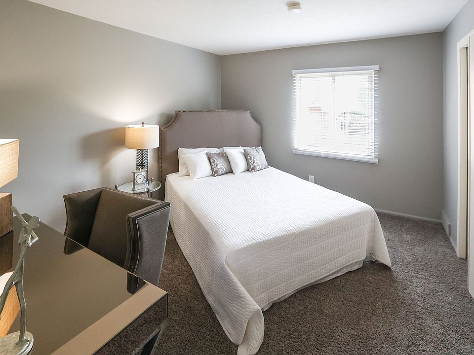 2nd Bedroom with large closets