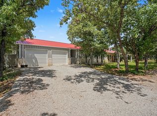125 Rolling Hills Blvd, Alvord, TX 76225
