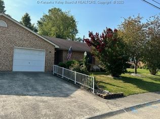 111 Belle Acres, Scott Depot, WV 25560