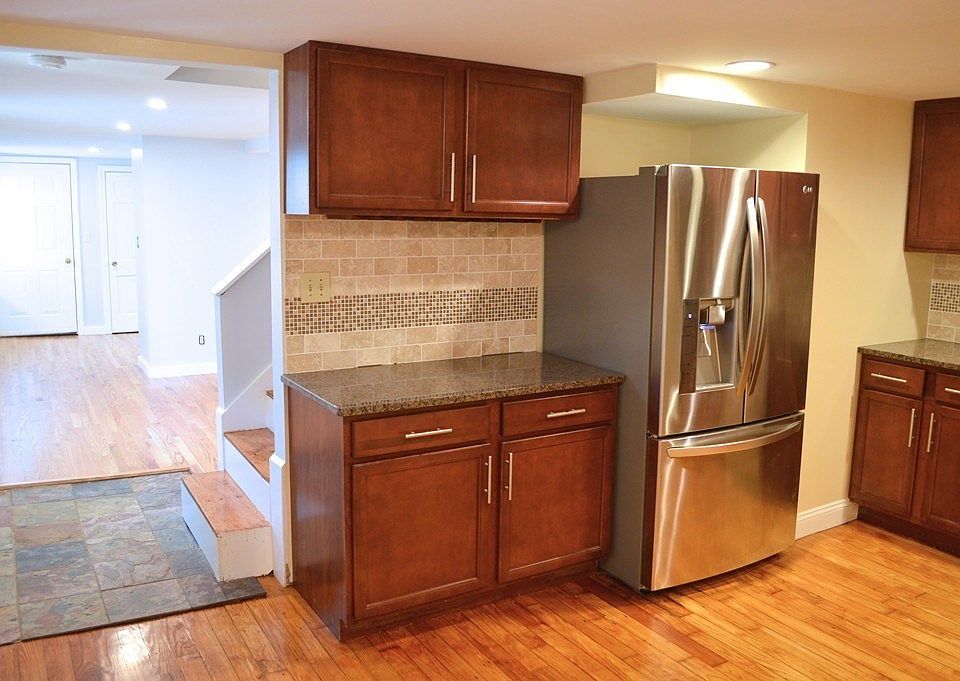1st image of 25 McBride St #3