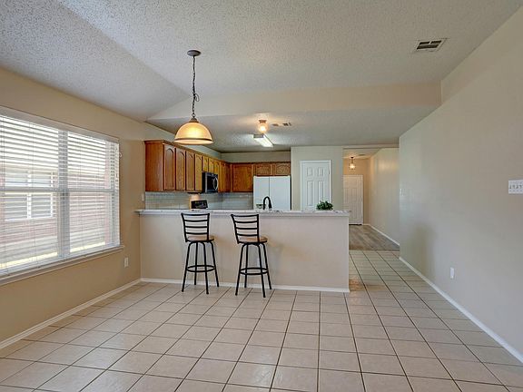 2nd image of 4150 Nobleman Dr