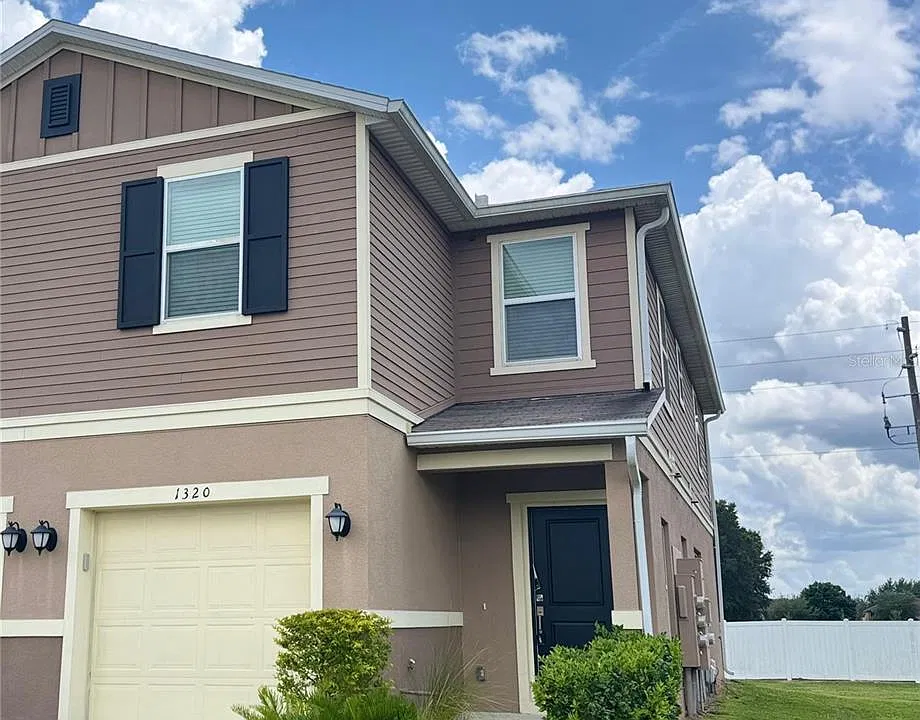 1320 Mirabella Cir