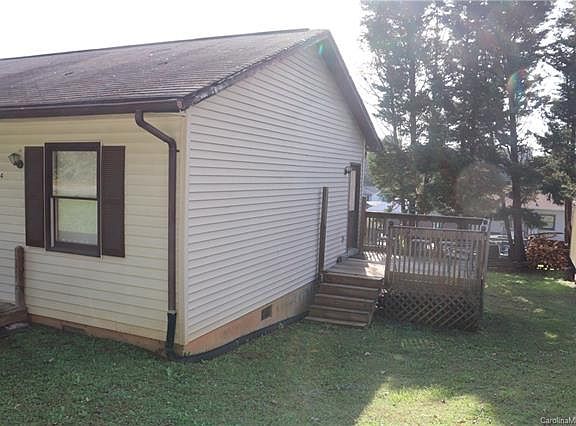 4th image of 744 7th Ave SE