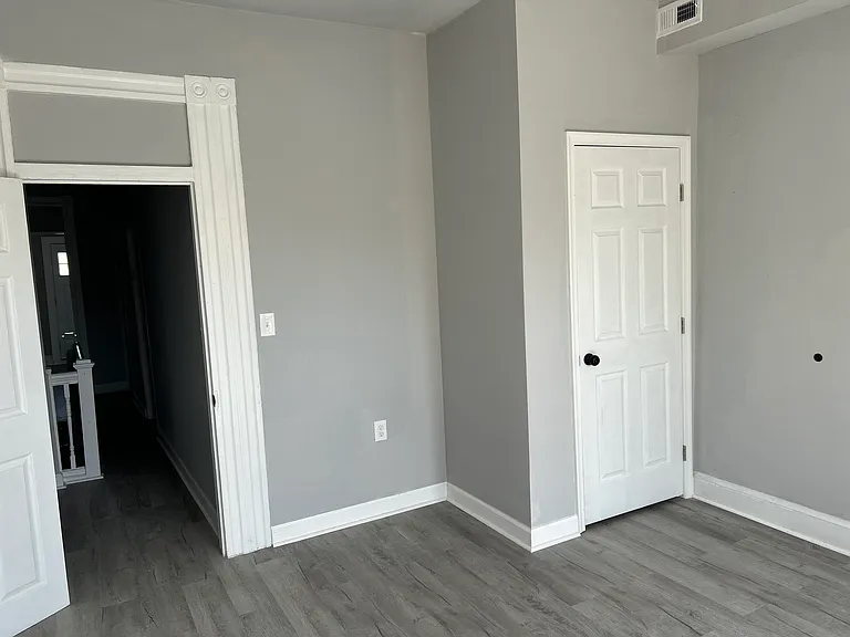 2644 Harlem Ave — Photo 27