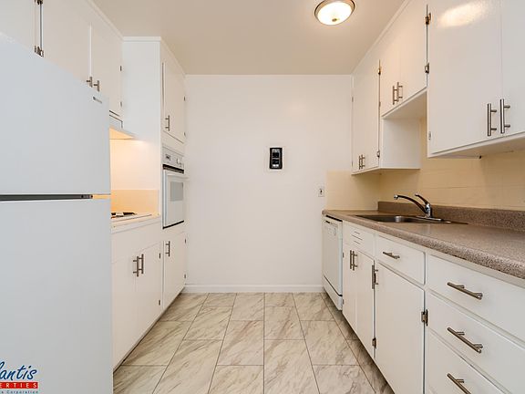 4th image of 167 Towne Ter #3