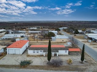 400 River St, Del Rio, TX 78840