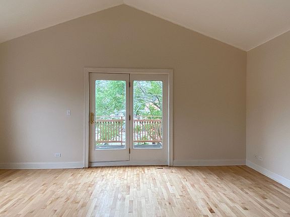 5th image of 2513 W Superior St #2