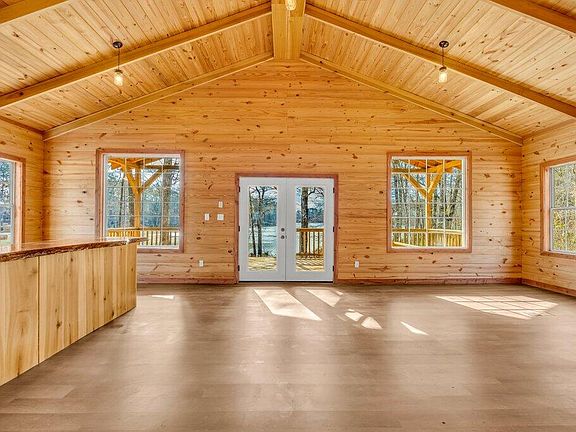 5th image of 1090 Valley Grain Rd