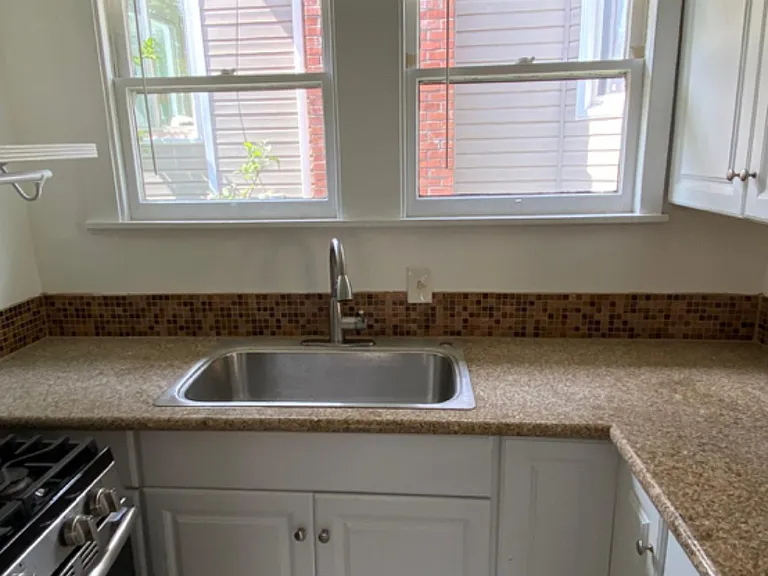 312 W Richmond Ave — Photo 9