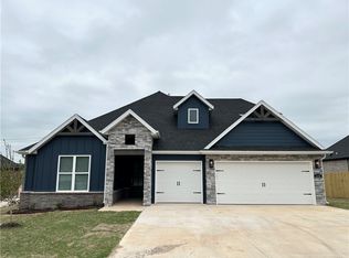 2100 Bergman Rd, Pea Ridge, AR 72751