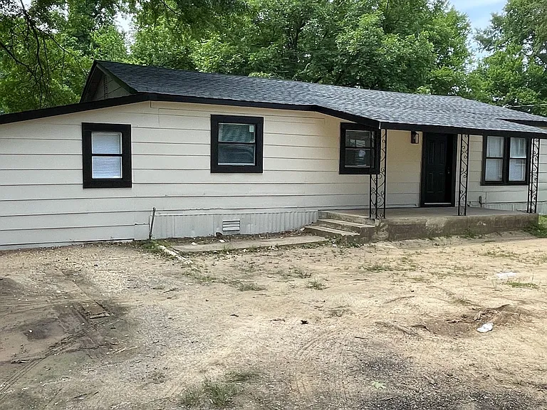 206 King Rd — Photo 3