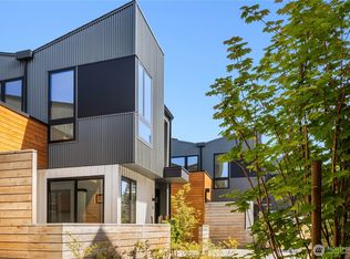 224 Canopy Path NW, Bainbridge Island, WA 98110