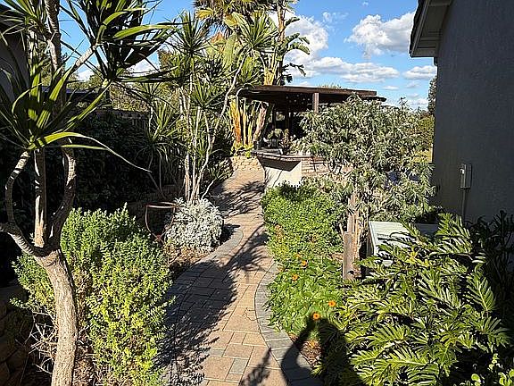 5th image of 3918 Rill Ct