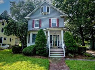 126 Grant Ave, Cresskill, NJ 07626