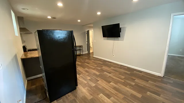 280 Saint Simons Cv — Photo 12