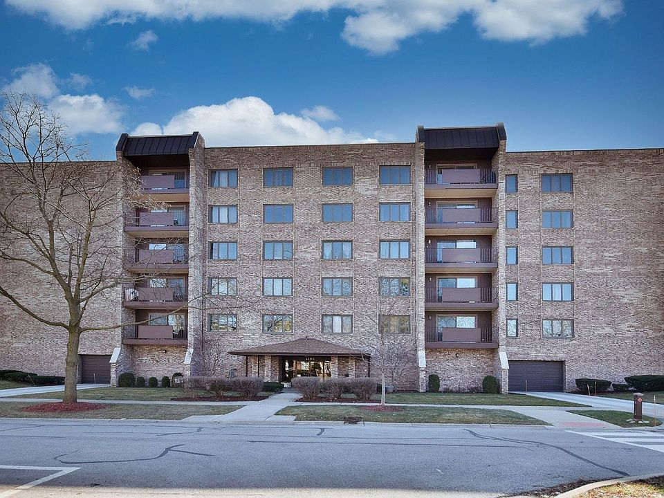 1st image of 1595 Ashland Ave APT 101