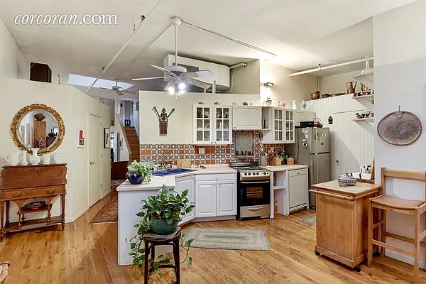 Rented by Corcoran | media 28