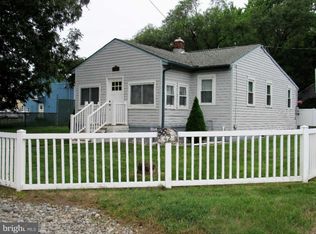 42 W Park Ave, Vineland, NJ 08360