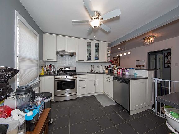 4th image of 71-04 252nd St #75B