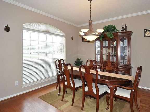 Hardwood flooring Dining