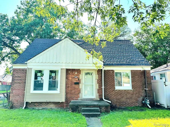 15401 Hubbell St, Detroit, MI 48227